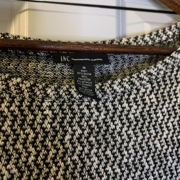 INC International Concepts Top in Size M, In Great Condition - Picture 3 of 5